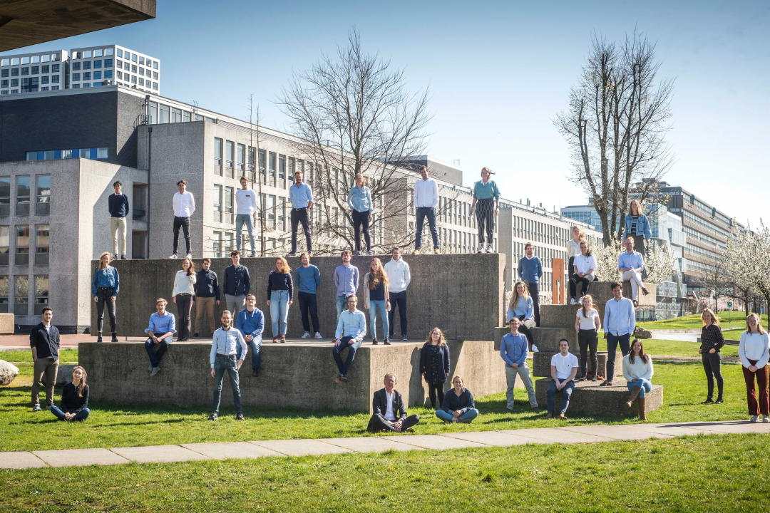 Het Operation Air team op de TU Delft campus