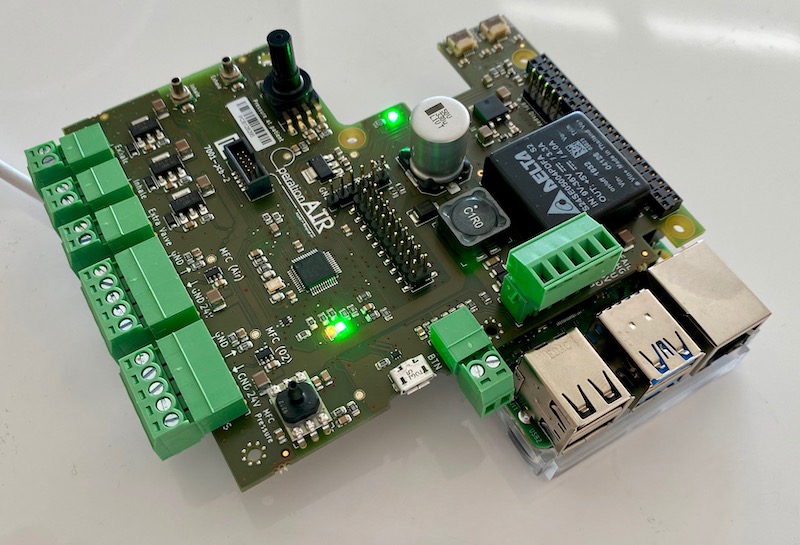 OperationAir PCB V2: no component designators to save time