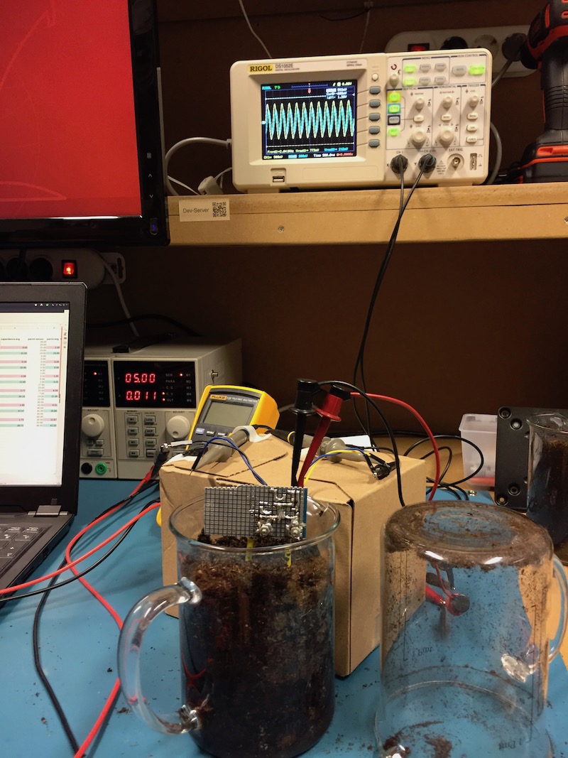 Test setup to measure soil moisture